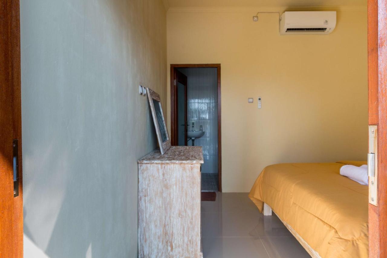 Dicky Guest House 2 Batu Bolong Canggu Eksteriør billede